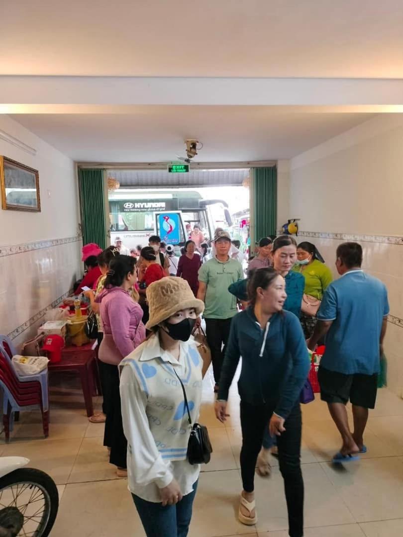 Ostello Nha Nghi Cam Tien 2 Hà Tiên Esterno foto